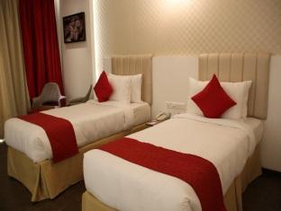 Square Hotel Hyderabad Exterior photo